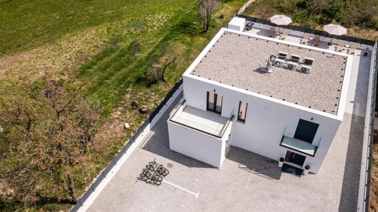 Villa Invigo - Brand New Private Pool Villa Mlini Exterior photo